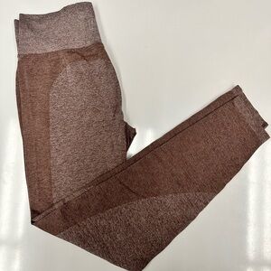 Butt enhancing VS yoga pants